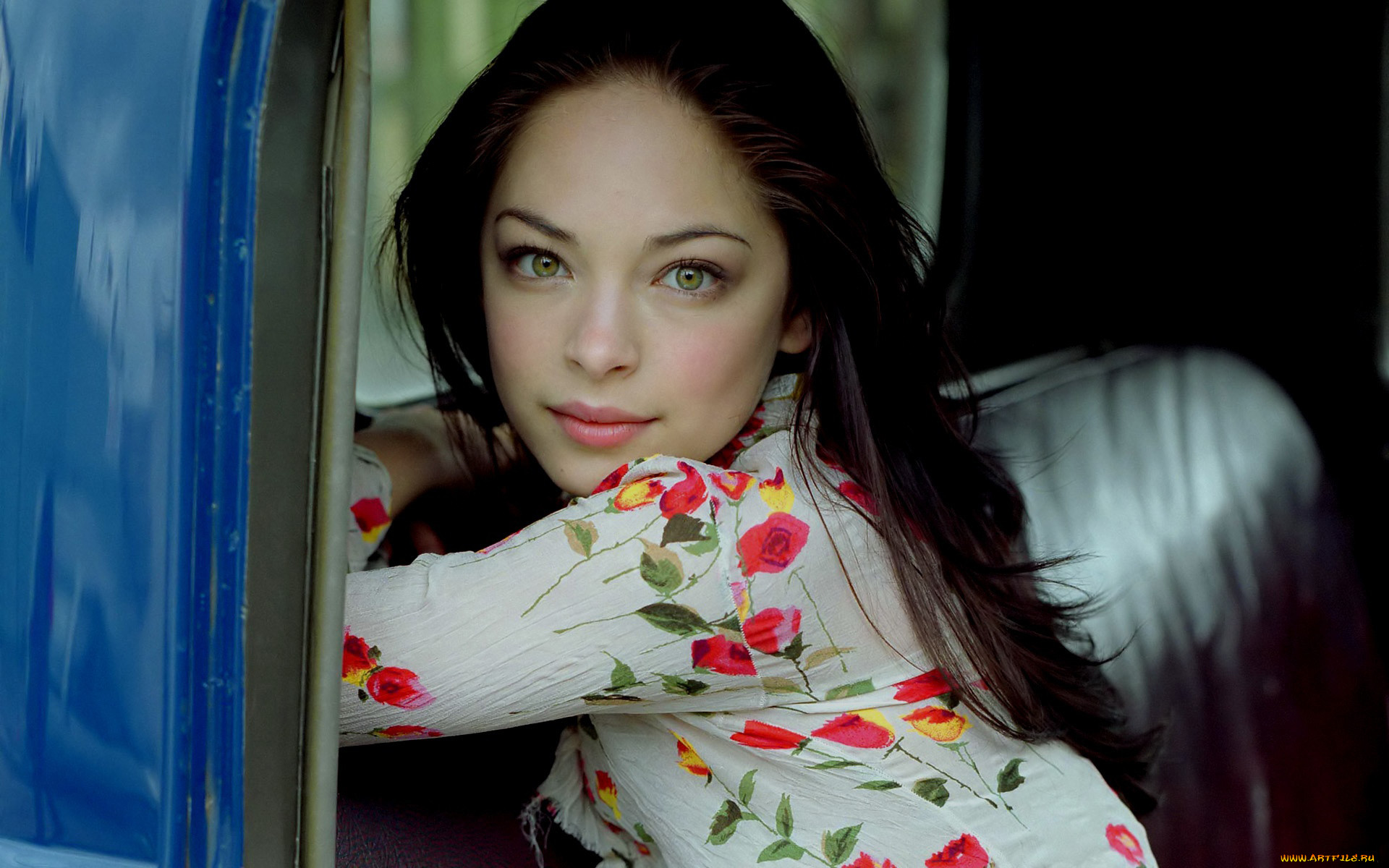 Kristin Kreuk, , , , 